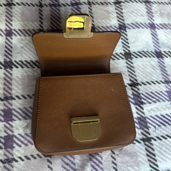 Michael Kors mini purse - Picture 2 of 3